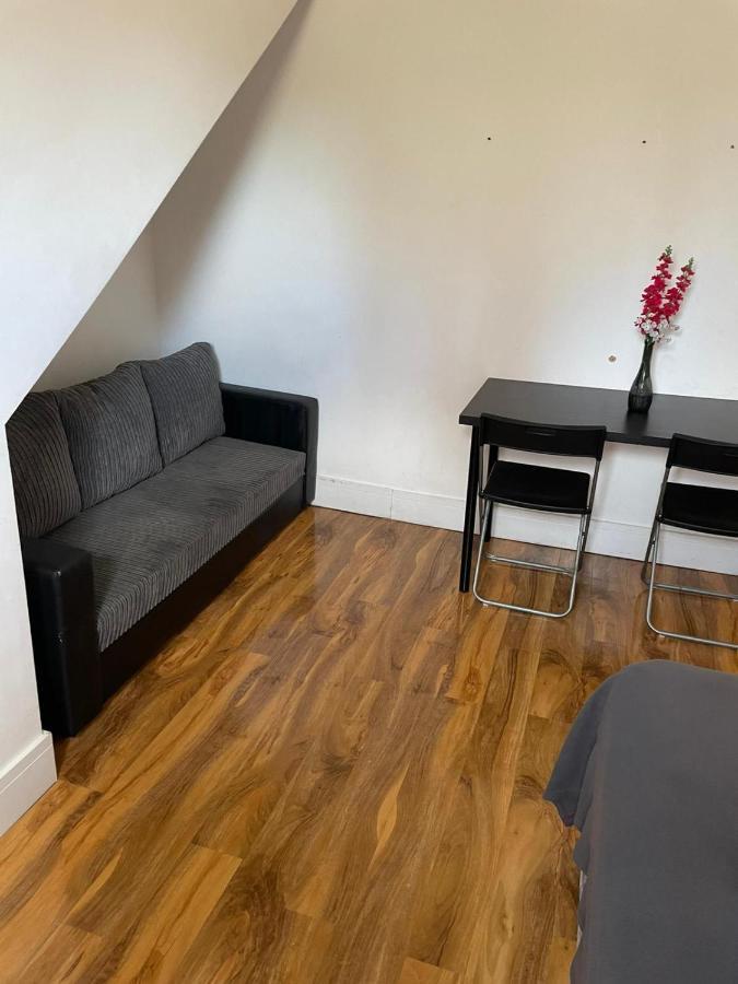 Sw16 Norbury Guesthouse London Eksteriør bilde